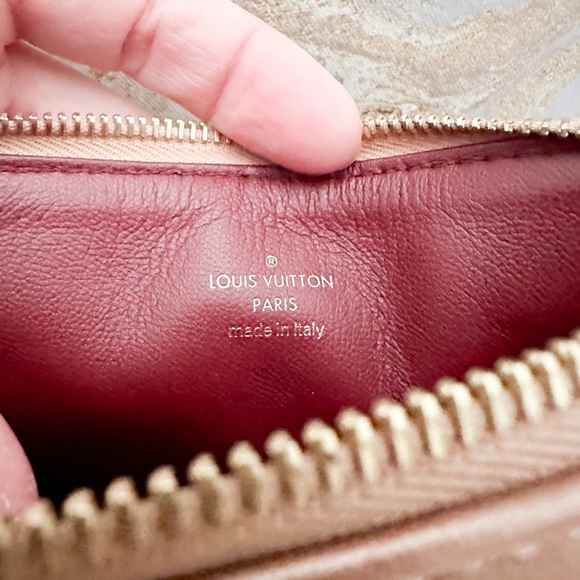 Louis Vuitton Coussin BB Metallic Rose Gold Embossed Monogram Crossbody Bag - Picture 13 of 14